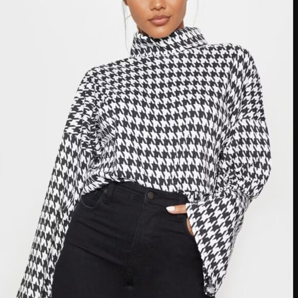Mono Dogtooth Houndstooth Print Roll Neck Oversized top - Picture 1 of 9